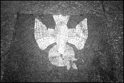 Bodenmosaik mit Taube Bodenmosaik mit Taube