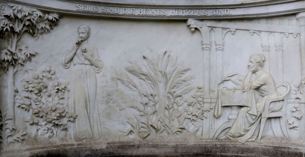 Das Relief Marie Lippert in Afrika