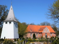 Südansicht der St.-Severini-Kirche in Kirchwerder